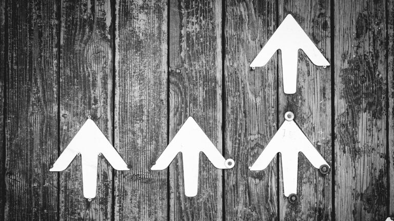 Arrows pointing up